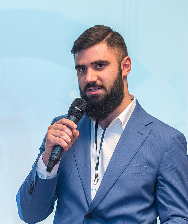 Руслан Надтока